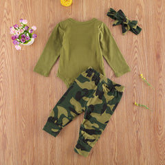 Stylish Kids Camouflage Sets: Letter-Printed Fun